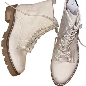 Cutest boots ever
